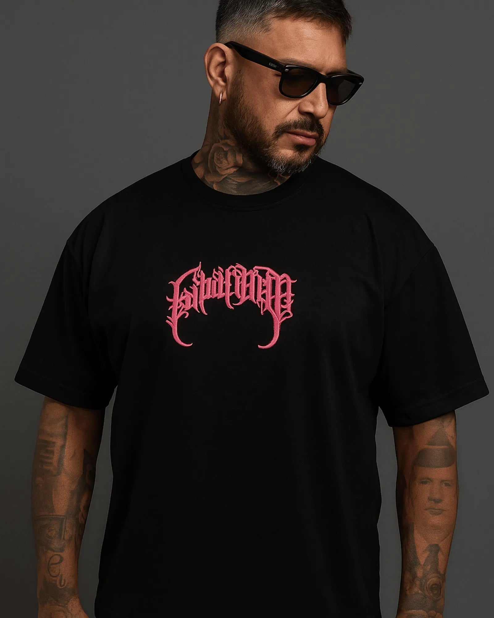 Camisa Oversize Negra Gotica