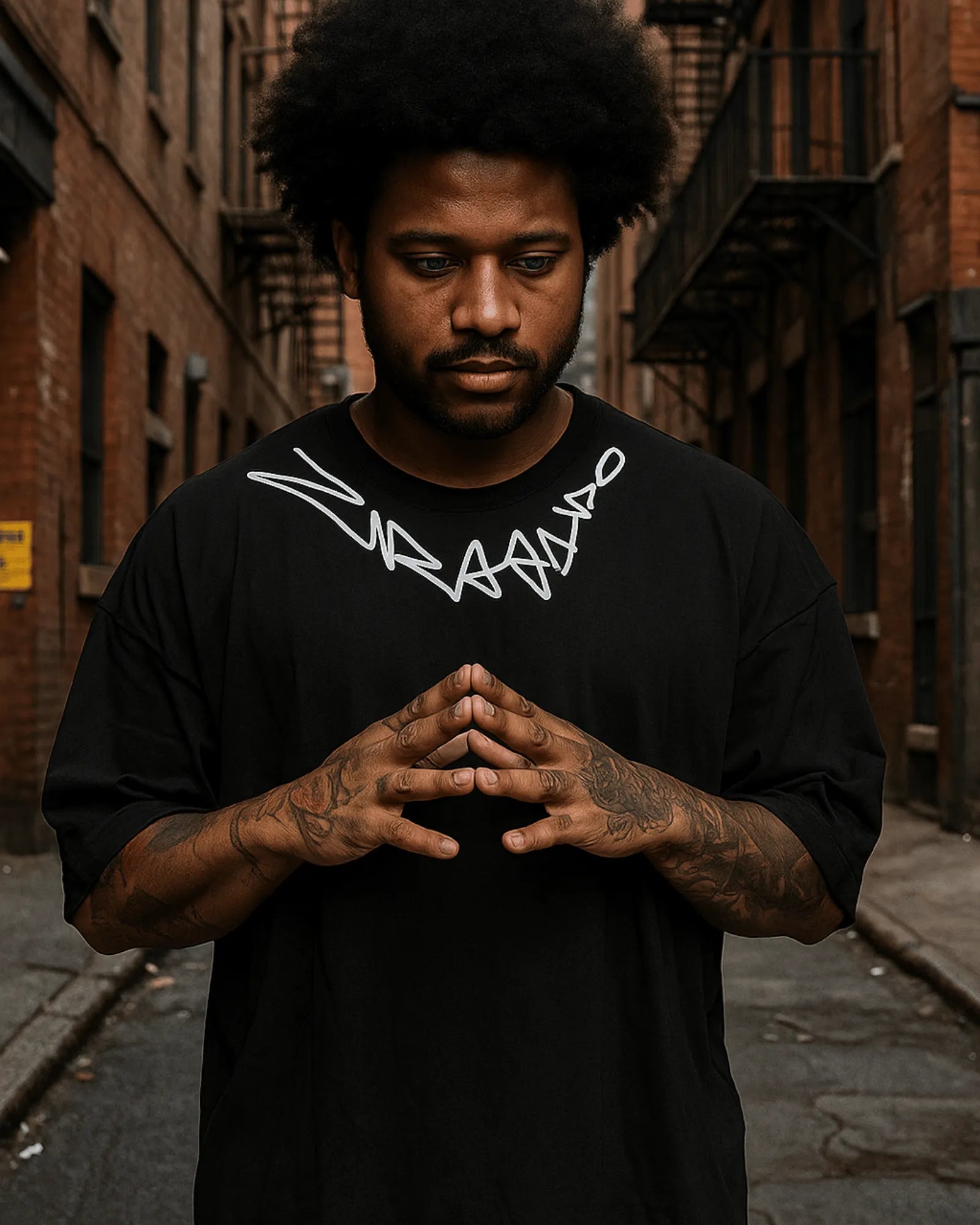 Camisa Oversize Negra Firma Cursiva