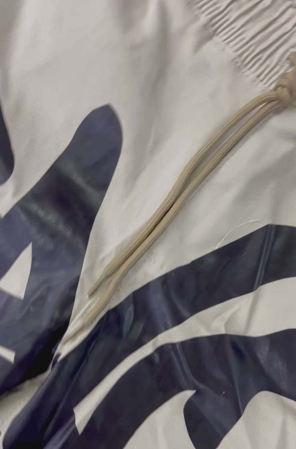 Bermuda En Dril Grafiti Tierra