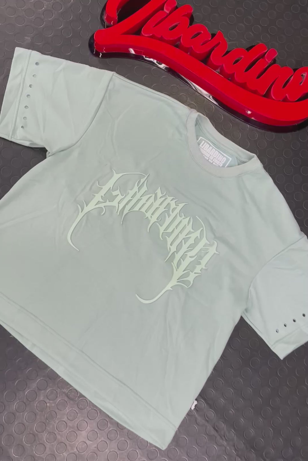 Camisa Oversize Gótica Verde Menta