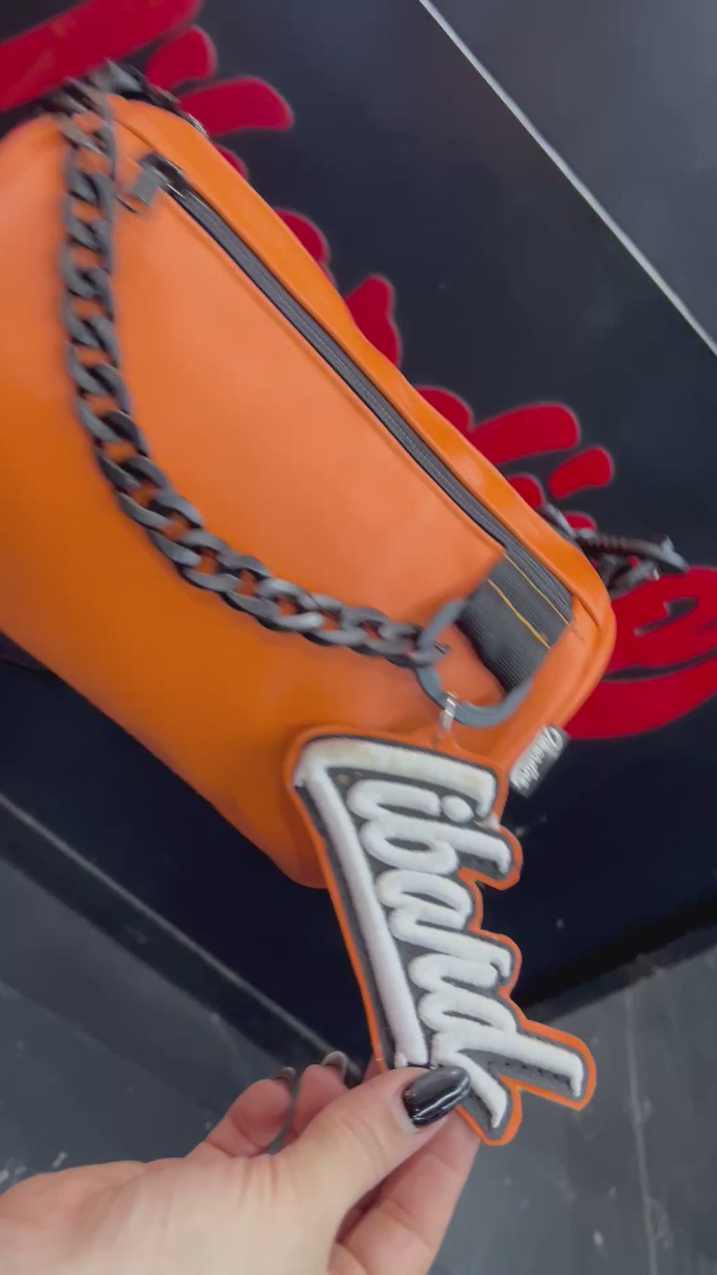 Carriel Cilindro Naranja